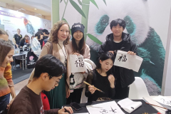 photo_2025-10-15_01-01-52